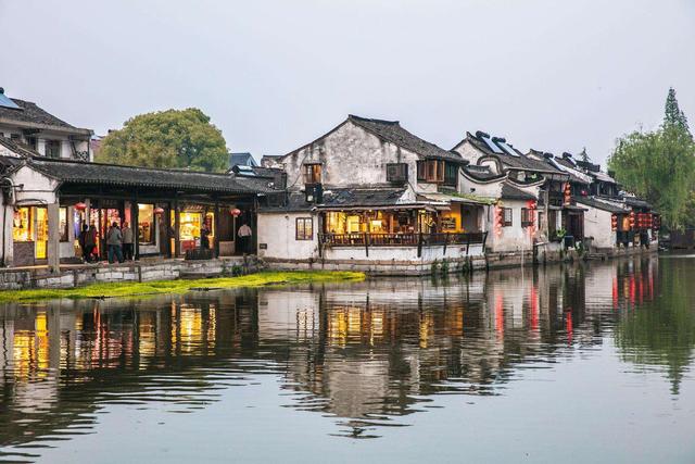 江南水乡六大古镇是哪些：史上最全古镇旅游攻略