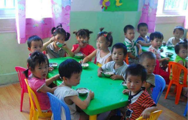 教育部带来“好消息”，幼儿园孩子们乐开了花，新规今年秋季实行