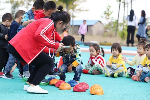 教育部带来“好消息”，幼儿园孩子们乐开了花，新规今年秋季实行