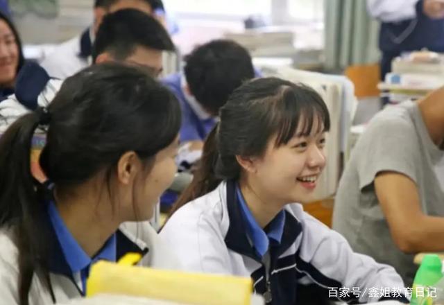 高考后才恍然大悟，经常补课和从不补课之间差距明显，不只是成绩