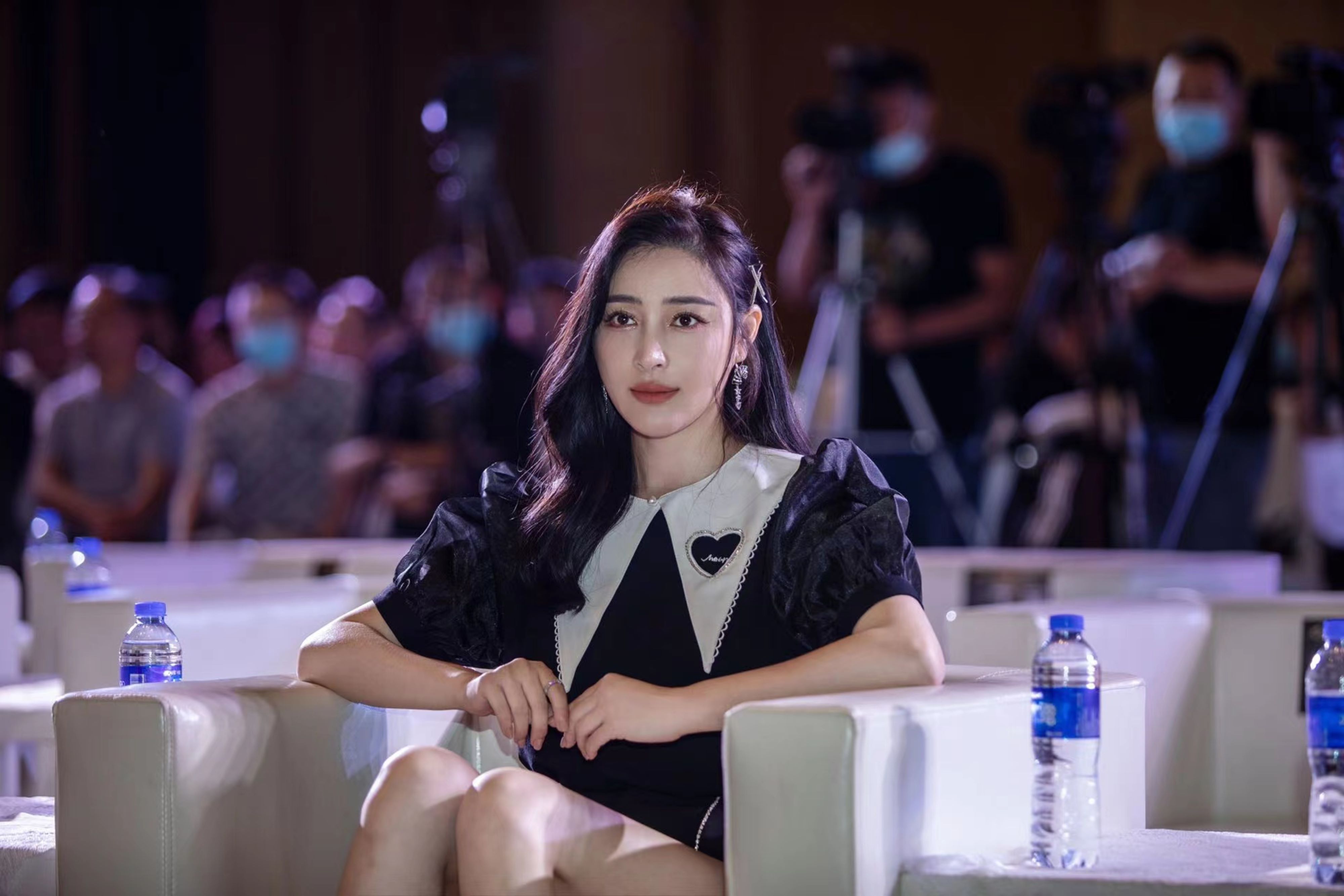 甘婷婷出席活动.jpg
