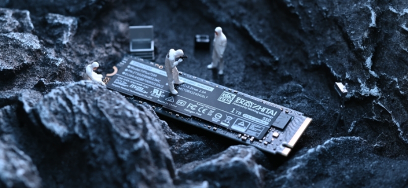 Gen 4时代原厂新卷王，4款PCIe4.0 SSD横评