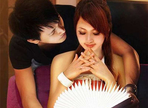 亲热后女性不爱的三个动作：男人要注意