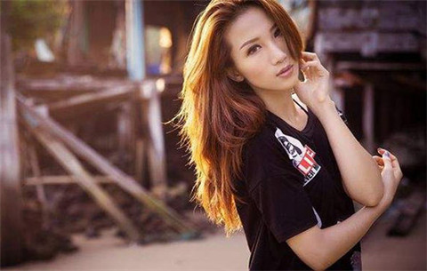 送男朋友情人节短信 今年可以给他发这些