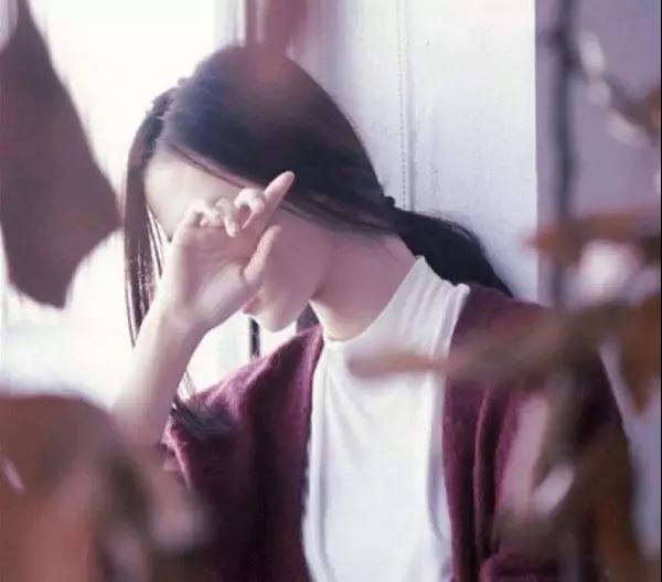 分手后见面第一句话说什么 分手后重逢开场白该如何说？