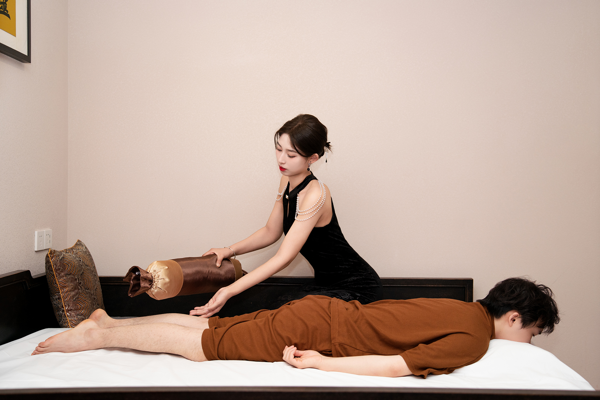 在青岛男士按摩会馆,领略幽雅环境下的不凡体验 在青岛男士按摩会馆,领略幽雅环境下的不凡体验