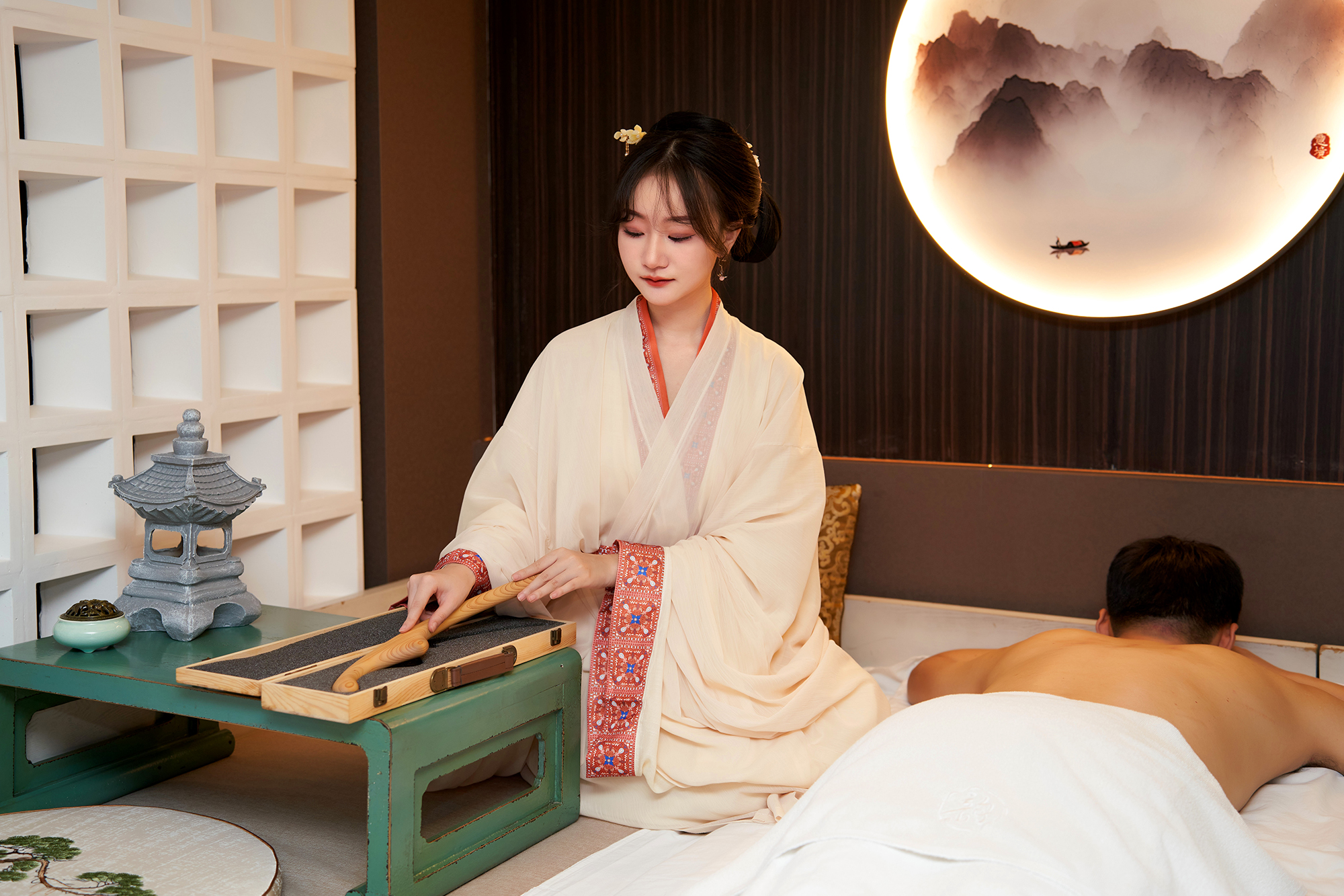 苏州男士的星级养生之旅：Spa按摩养生会馆的独特服务