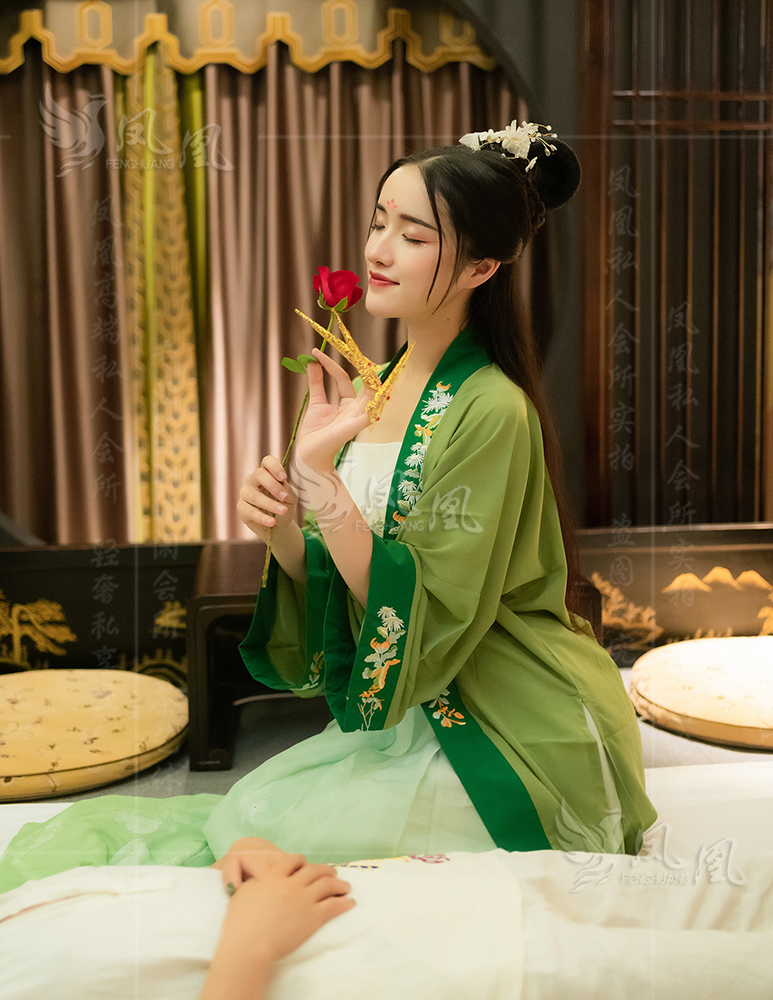 周末探寻广州男士按摩Spa养生会馆,感受漂亮小姐姐的卓越服务 周末探寻广州男士按摩Spa养生会馆,感受漂亮小姐姐的卓越服务