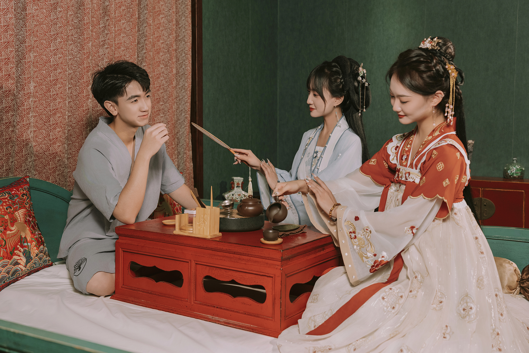 探索重庆这家男士会馆,体验与众不同的特色震撼 探索重庆这家男士会馆,体验与众不同的特色震撼