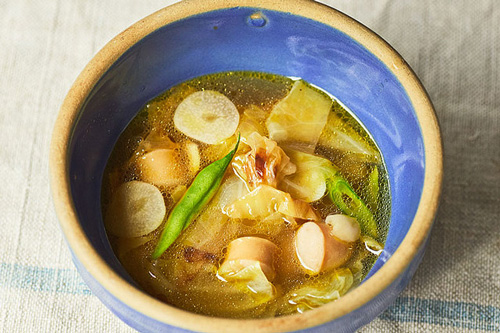 自制瘦身燃脂汤 营养美味提高代谢