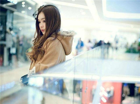 网恋怎么哄女朋友开心 哄女友开始的四种方法