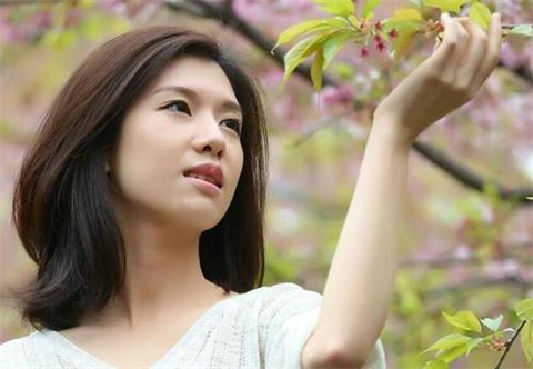 女朋友从不花钱怎么办？读懂她背后的真实原因