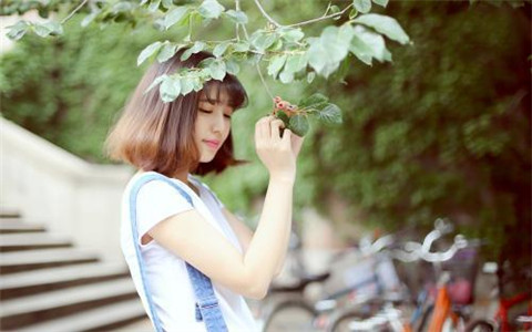 女生有男朋友还和我暧昧啥意思 她有男友却和我暧昧是什么情况?