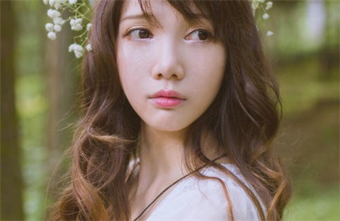 女友向男友借钱，合适吗？看这3点就知道